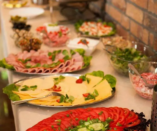 Проживание в семье Gryf Мельно