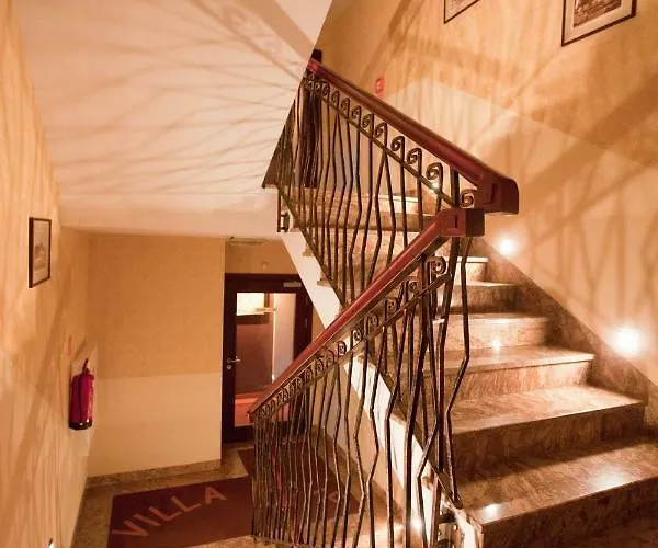 Gryf Проживание в семье Мельно